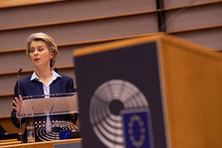 Von der Leyen: Vaksina e parë brenda javës, të fillojmë të gjithë në të njëjtën ditë