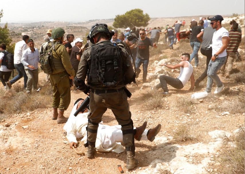 Dhjetëra palestinezë u plagosën në protestat kundër Izraelit në Gaza