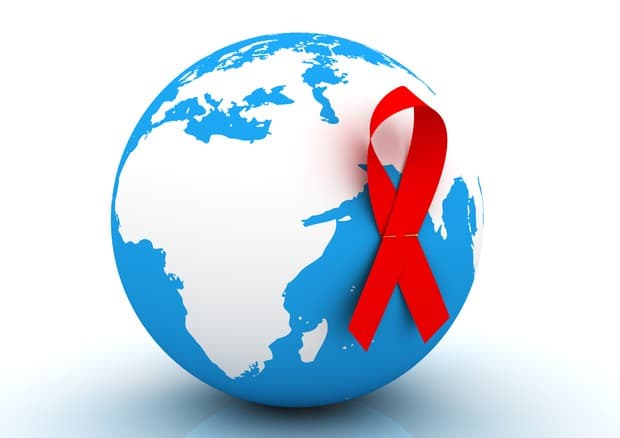 Një vaksinë e testuar në Itali kuron me sukses AIDS-in