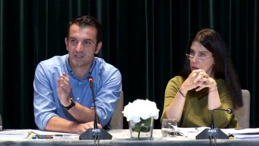 Dëgjesa për Teatrin Kombëtar/ Artistët përballë Veliajt dhe Kumbaros: Është Jeruzalemi ynë  (VIDEO)
