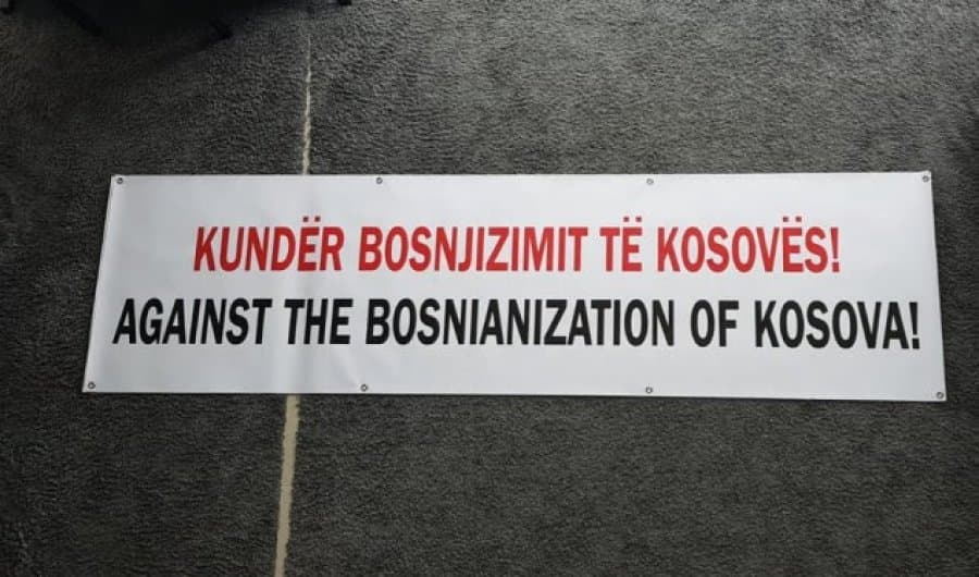 Vetëvendosje proteston në Berlin para Samitit për Ballkanin
