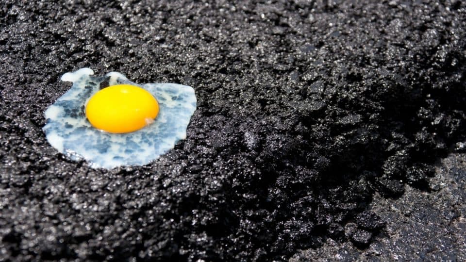 Pse i nxehti ekstrem në Europë po kthehet në fenomen normal (VIDEO)