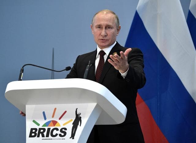 Pas ftesës për në Uashington, Putin i thotë Trump: Bëhu mysafiri im në Moskë