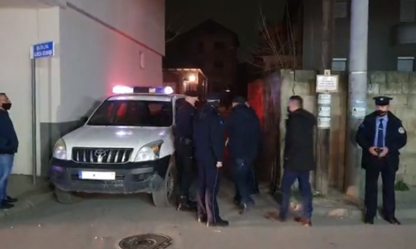 Polici në Prizren vrau gabimisht vajzën e tij, më pas vret veten