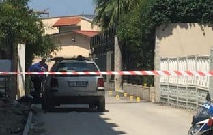 Durrës, prangoset autori i dyshuar për vrasjen e 33-vjeçarit