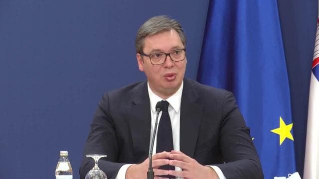 Vuçiç: Bisedimet me Kosovën duhet të vazhdojnë pavarësisht akuzave ndaj Thaçit
