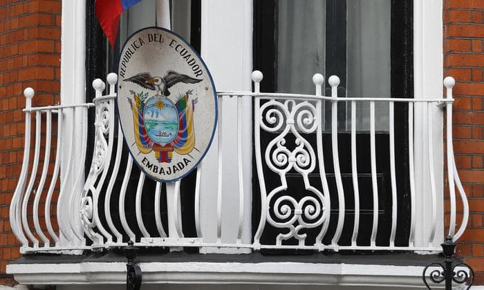 Assange do të largohet nga Ambasada e Ekuadorit në Londër