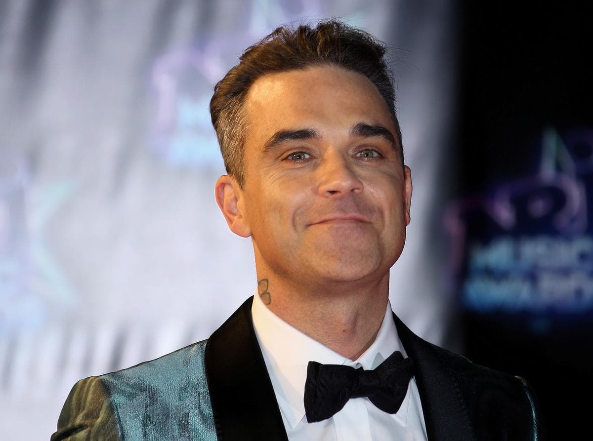 Robbie Williams publikon albumin e parë me këngë Krishtlindjesh