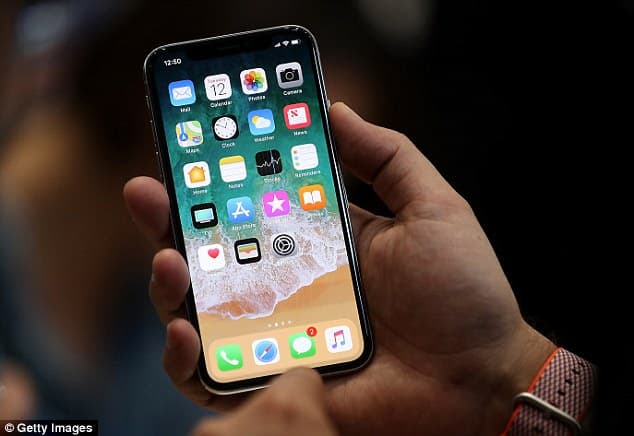 Bien shitjet e iPhone X, shkak çmimi i lartë dhe kostot e fshehura