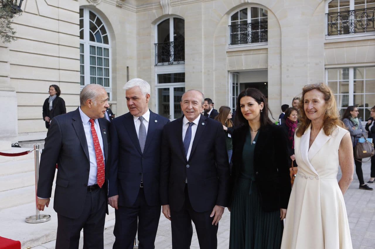 Francë /Ministri Xhafaj takon homologun Collomb: Bisedime rreth procesit të integrimit të Shqipërisë