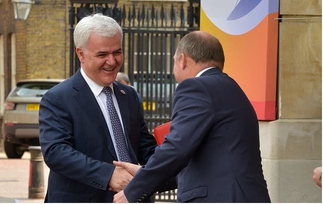 Xhafaj takon homologun e tij anglez, kërkon bashkëpunim në luftën kundër krimit të organizuar