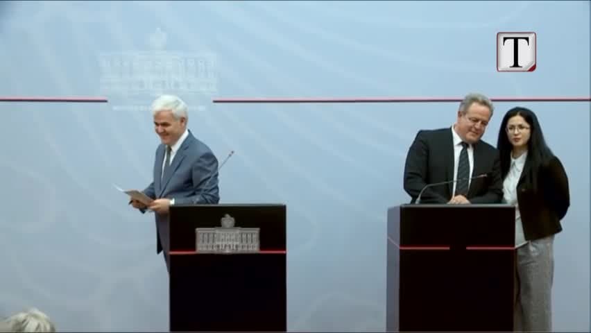 Xhafaj-gazetarëve: Do keni lajme të reja në ditët në vijim (VIDEO)