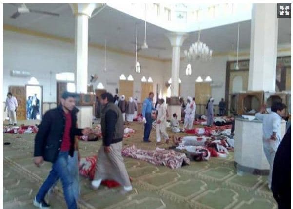 Sulm terrorist në xhami, 115 të vdekur në faljen e së premtes