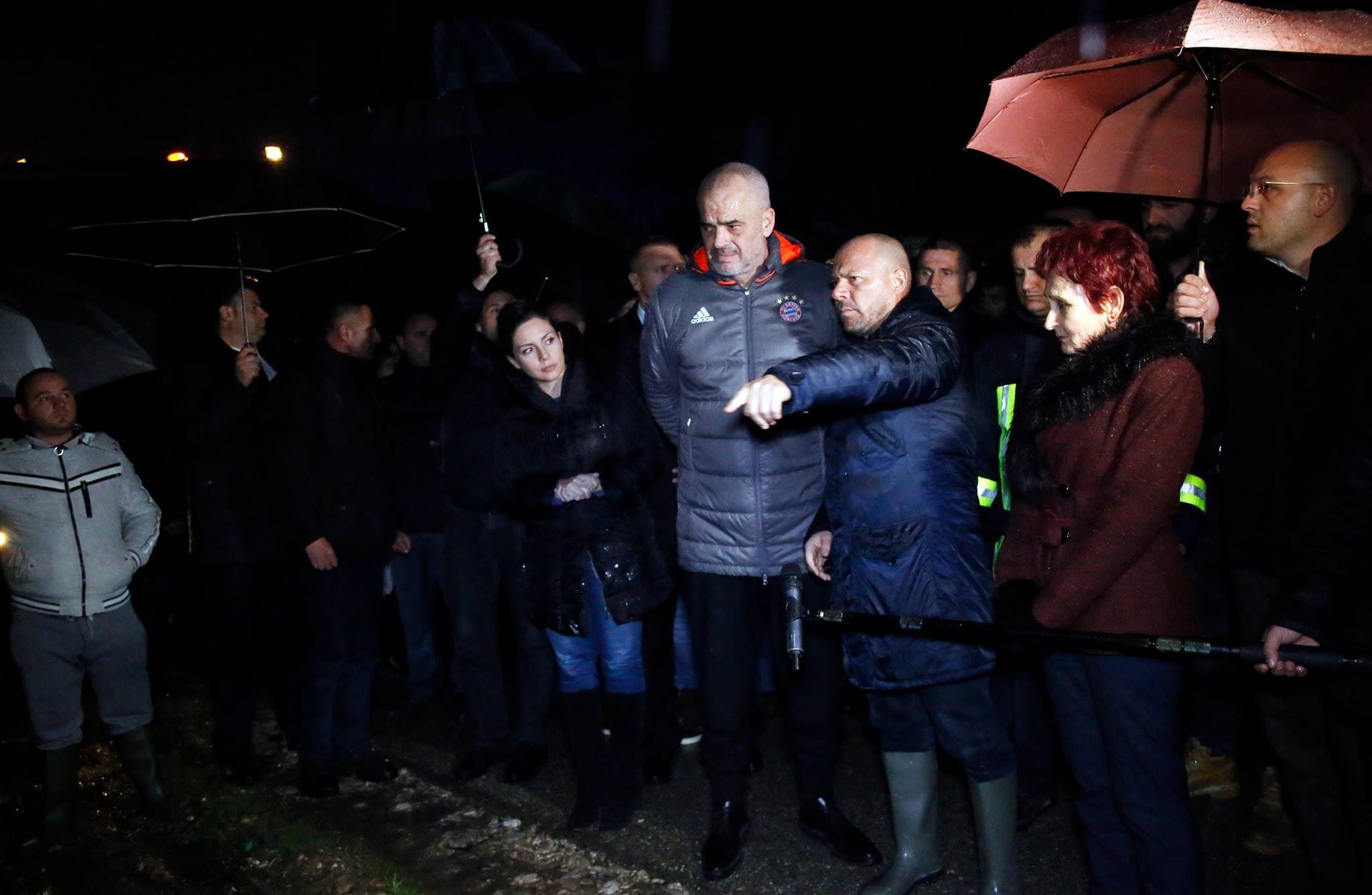 Kryebashkiaku i Kamzës-kryeministrit: Dëmshpërblim për 400 familjet e përmbytura në Kamëz