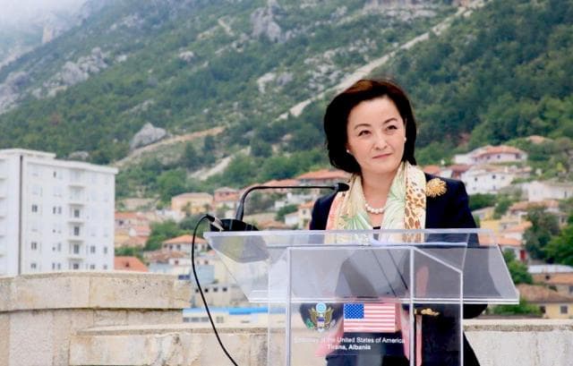 SHBA: Grant 800 mijë dollarë për restaurimin siteve kulturore të dëmtuara nga tërmeti