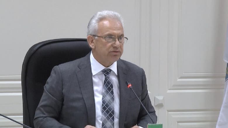 Zguri “rikthehet” në KQZ: S’ka përpjekje për vlerësim ligjor të dekretit (VIDEO)