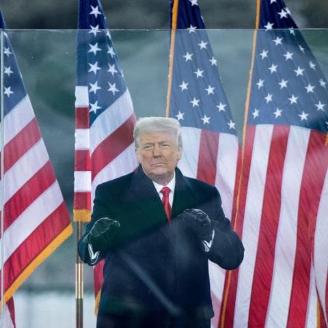 Trump pezullohet nga Twitter! Rrjeti social i vendos një kusht ndryshe do t'i zhdukë profilin