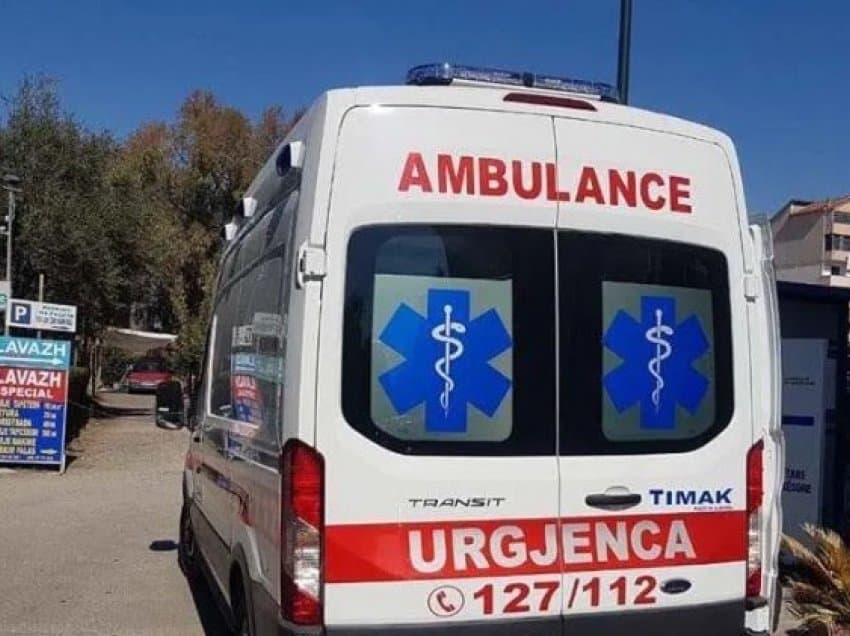 Konfliktohen dy persona në Divjakë, njëri rëndë në spital
