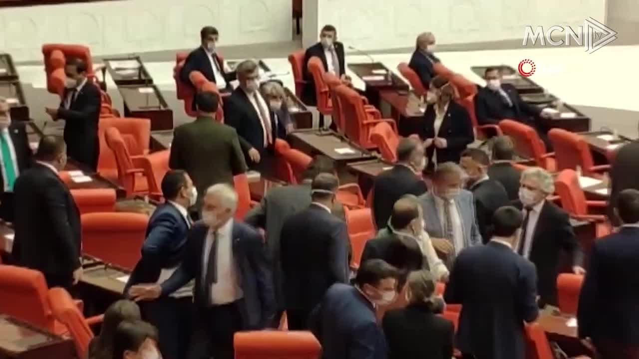 Erdogan drejt mbylljes së Partisë kurde (VIDEO)