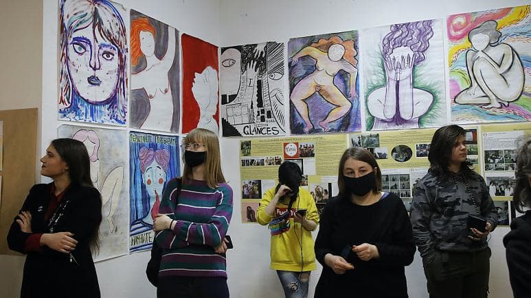 Artistja feministe ruse në gjyq nën akuzën e shpërndarjes së 'pornografisë'