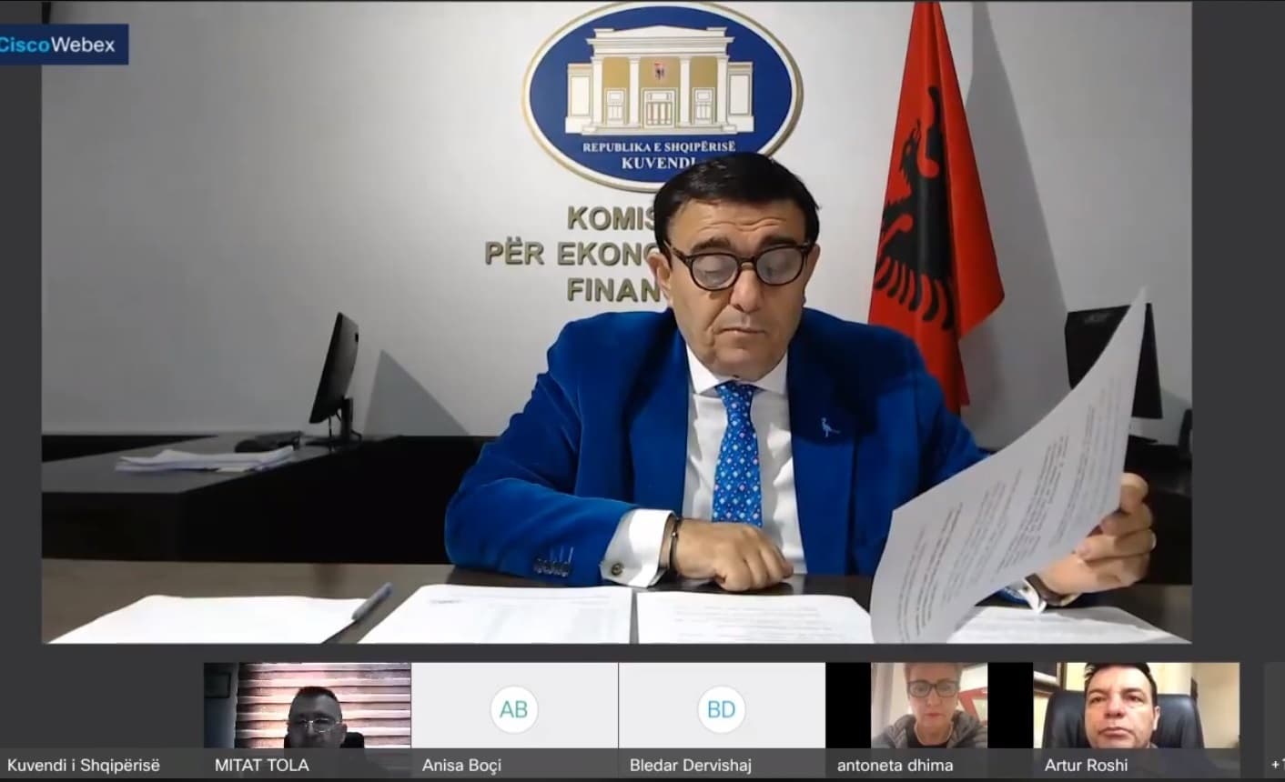 Sigurimi i detyrueshëm në sektorin e transportit/ Komisioni i Ekonomisë rrëzon dekretin e Presidentit