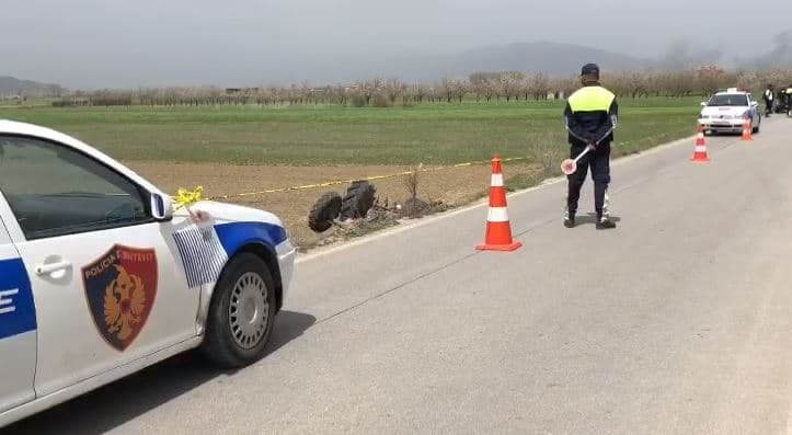 Përmbyset traktori, humb jetën një person në Korçë