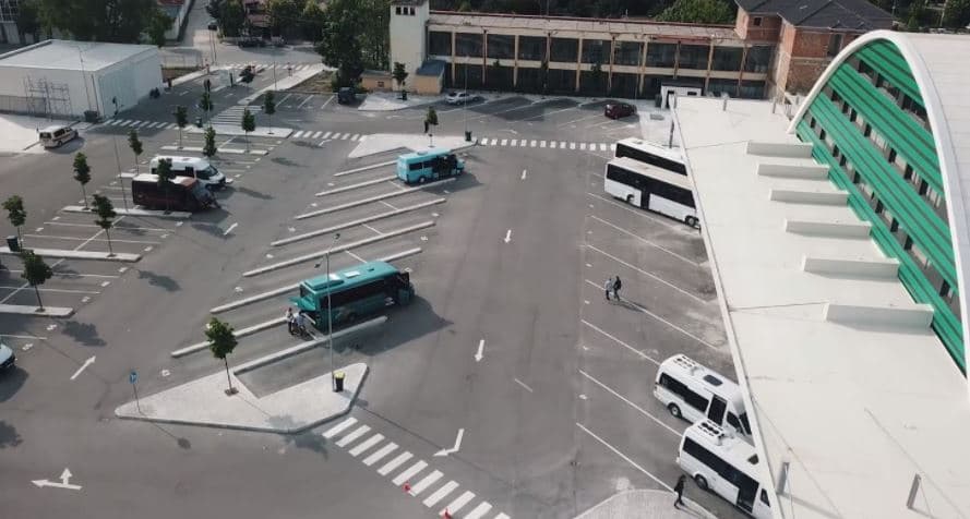 Përfundon terminali i ri i autobusëve në Korçë/ Rama: Një standard i ri për qytetarët