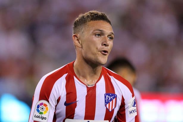 Manchester United dhe Everton duel për Trippier