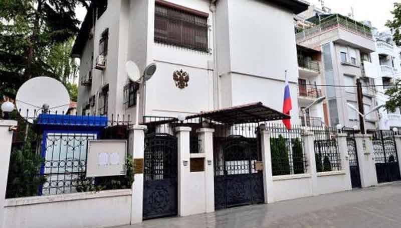 Maqedonia e Veriut shpall ”person non grata” një diplomat rus