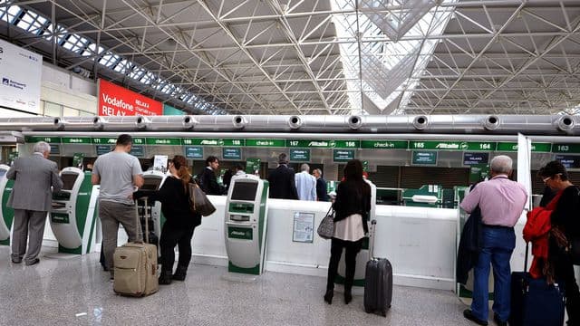 Shtyhen deri në 30 korrik masat anticovid për hyrjen në Itali nga Shqipëria