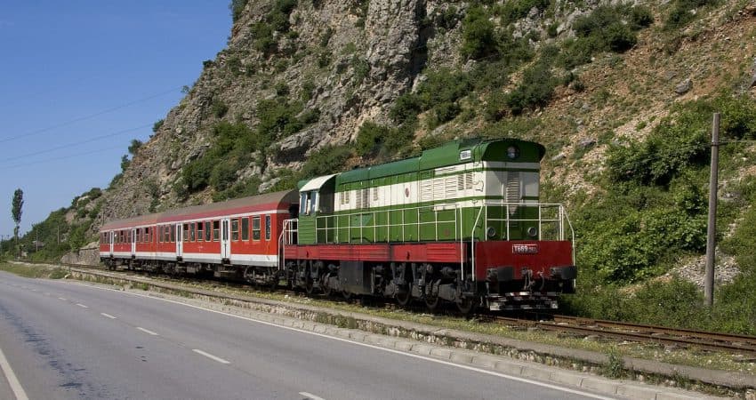 E rëndë në Librazhd, gjendet i varur në tunelin e hekurudhës