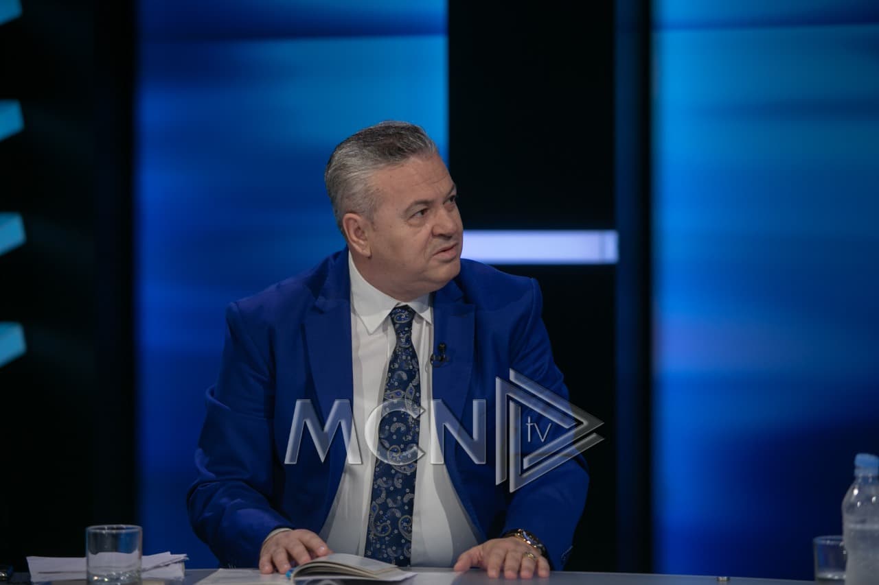 “Mos më hap barkun me këta demokratë”, Murrizi përplaset me Currin: Kur unë jam bërë deputet Basha ishte kamarier në Rinas