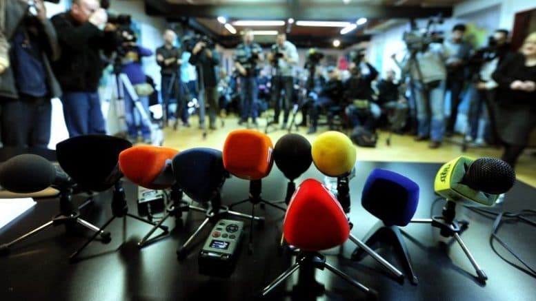 “Safe Journalist” për vendimin e Kuvendit: Rregullorja e re rrezikon lirinë e medias