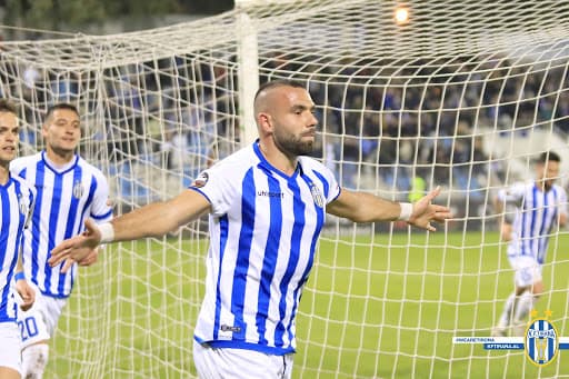 Idriz Batha e mbyll me Tiranën, mesfushori prezantohet te skuadra e re