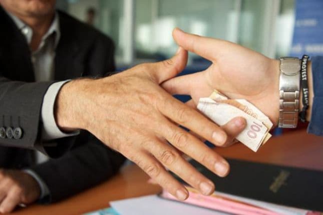 Skandal në prokurorinë e Përmetit, OPGJ-të bllokonin mjete në këmbim të parave