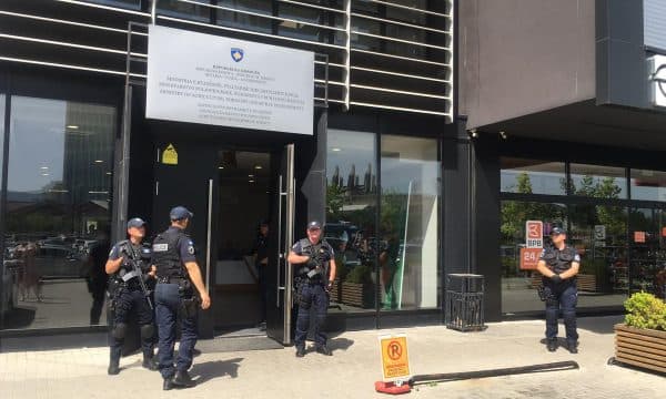 Dyshime për ryshfet/ Arrestohen shtatë zyrtarë në Agjencinë për Zhvillimin e Bujqësisë në Kosovë
