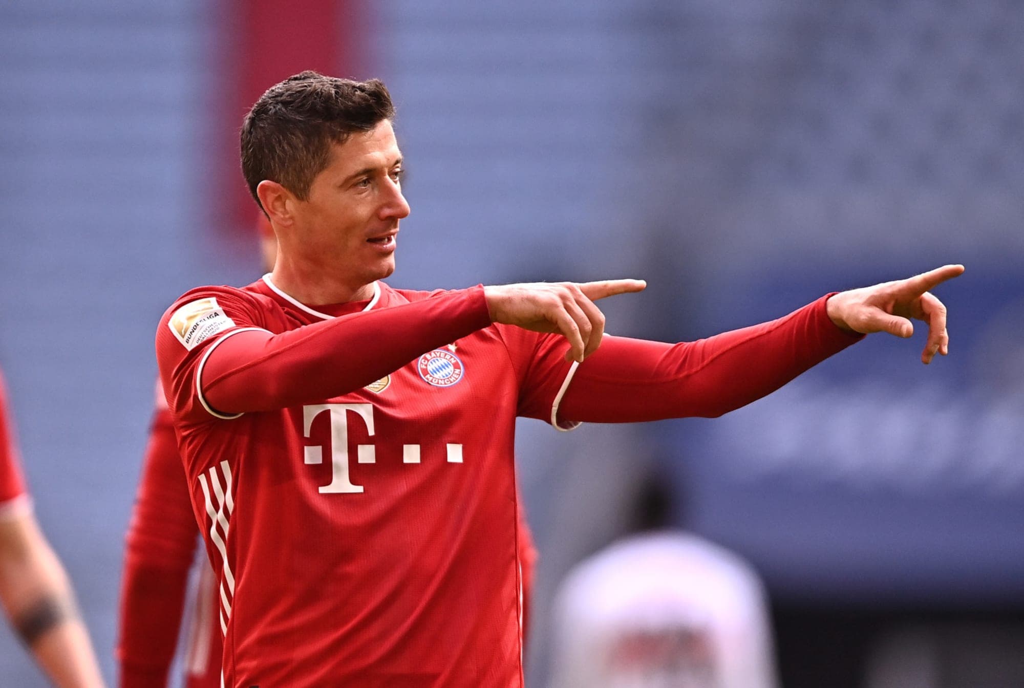 Chelsea negocion me Lewandovskin