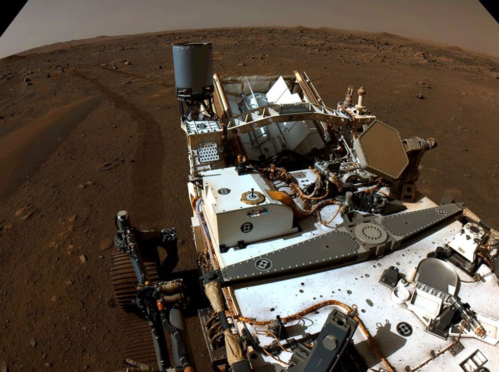NASA përgatitet të shpojë mostrën e parë të shkëmbit në Mars