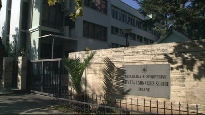 Kërcënoi gjyqtaren, Gjykata e Tiranës jep masën për 39-vjeçarin