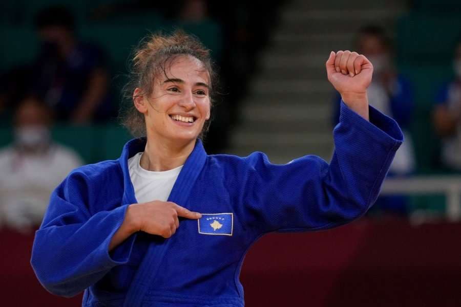 Kosova siguron medaljen e dytë/ Xhudistja Nora Gjakova fiton medalje të artë olimpike