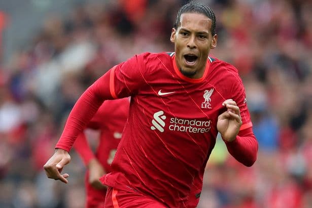 Liverpool rinovon me Van Dijk