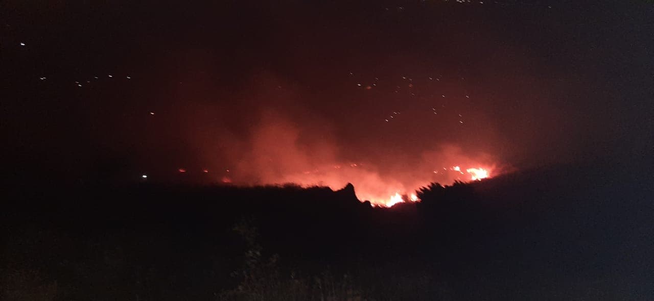 Rikthehen zjarret në Lunxhëri, vatër e re në fshatin Gjat