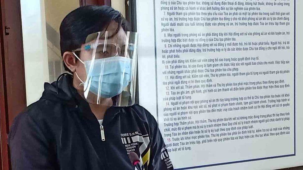 Përhapi Covid-19, burri në Vietnam dënohet me 5 vite burg