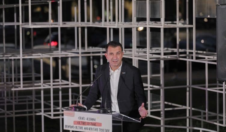 Festivali Kulturor Shqipëri-Izrael/ Veliaj: Shtëpitë që strehuan komunitetin hebraik në Tiranë do të kthehen në muze