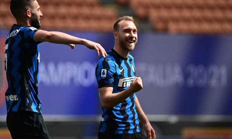 Nisin bisedimet, Eriksen drejt rikthimit te ish-skuadra