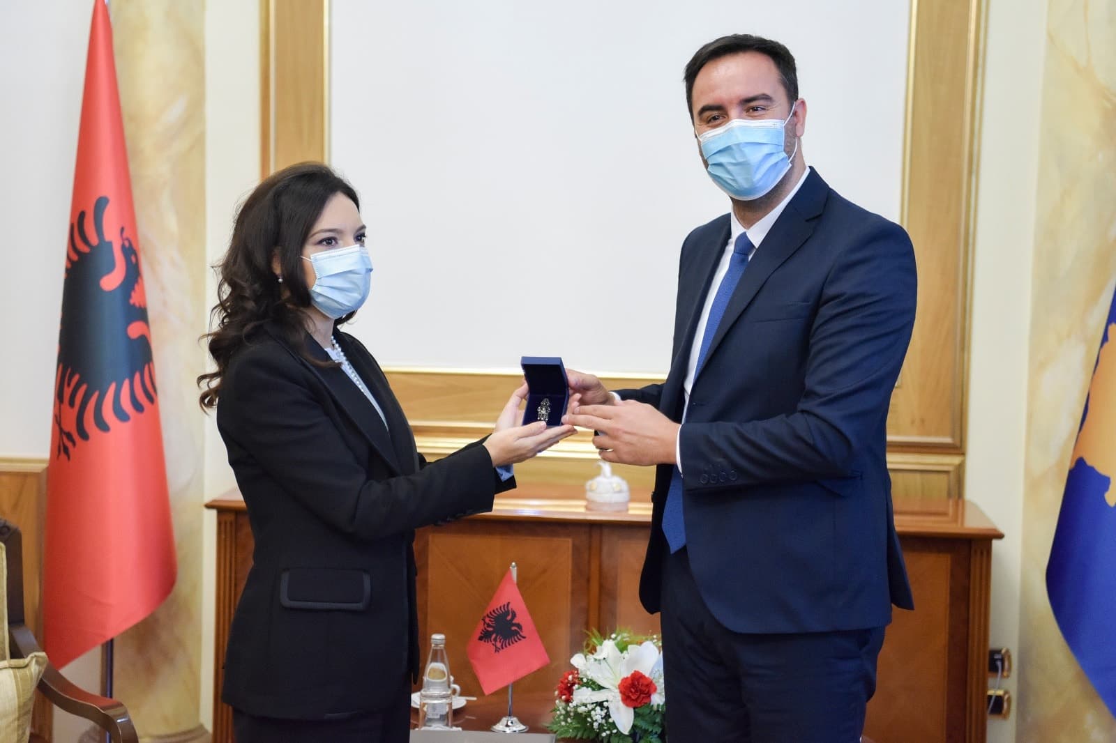 Spiropali pas takimit me Konjufcën: Marrëdhëniet Kosovë-Shqipëri duhet të fuqizohen