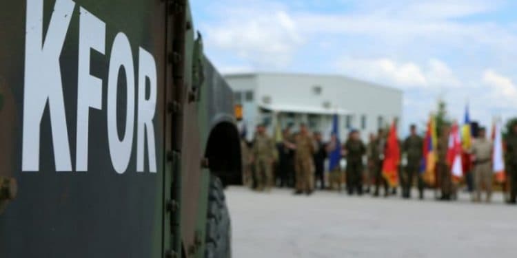 KFOR shton patrullimet në veri të Kosovës