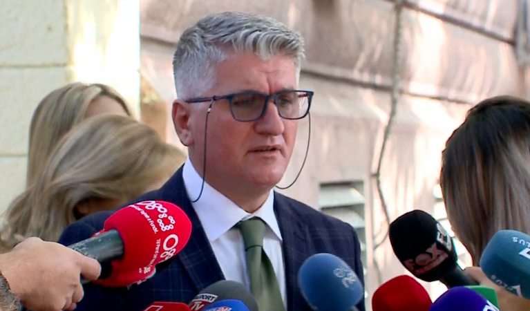 Maxhoranca nuk shkon në mbledhje, Gjekmarkaj: Do jemi këtu për betejë të përditshme