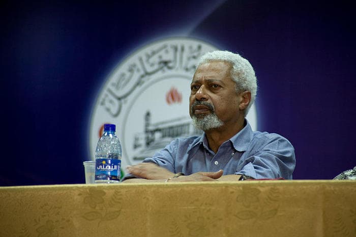Nobelin e Letërsisë e fiton Abdulrazak Gurnah