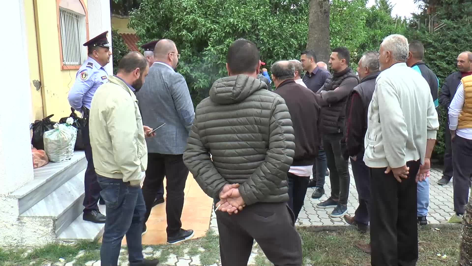 “Komuna Fiershegan, vendgrumbullim mbetjesh” (VIDEO)